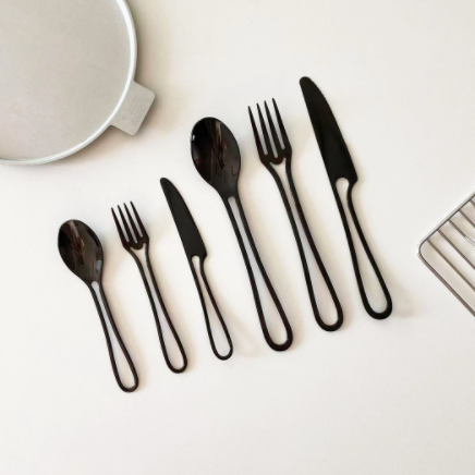 Outline cutlery set